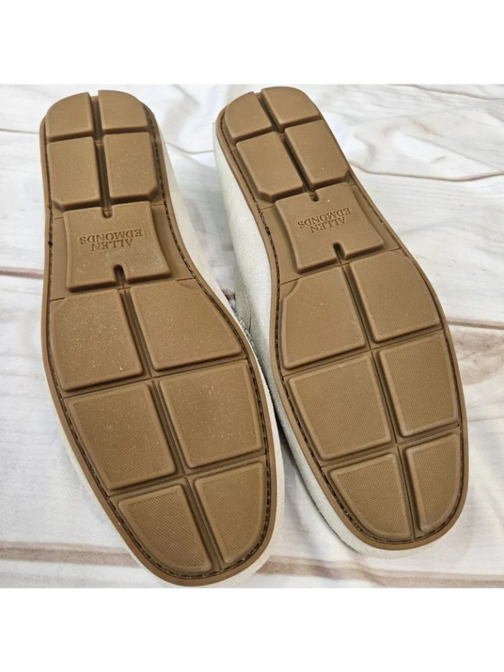 Allen Edmonds santiago box more